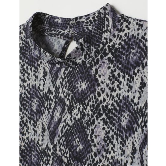 NWT H&M Open Back Snakeskin Print Mini Dress - Picture 6 of 9
